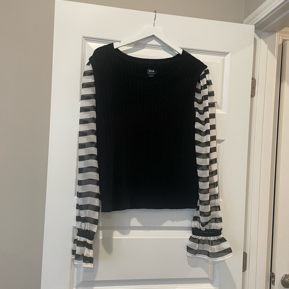 Maeve black and white top.